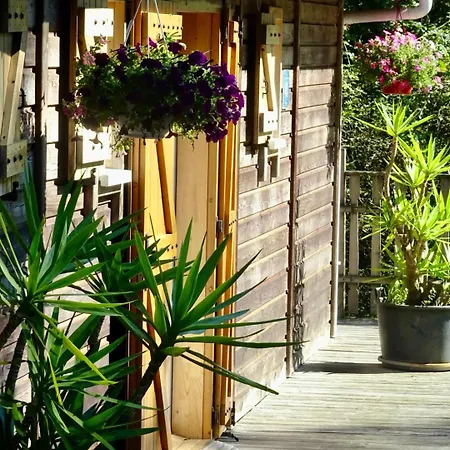 Les Chalets Cobadena-Borda Pays Basque Mouguerre Extérieur photo